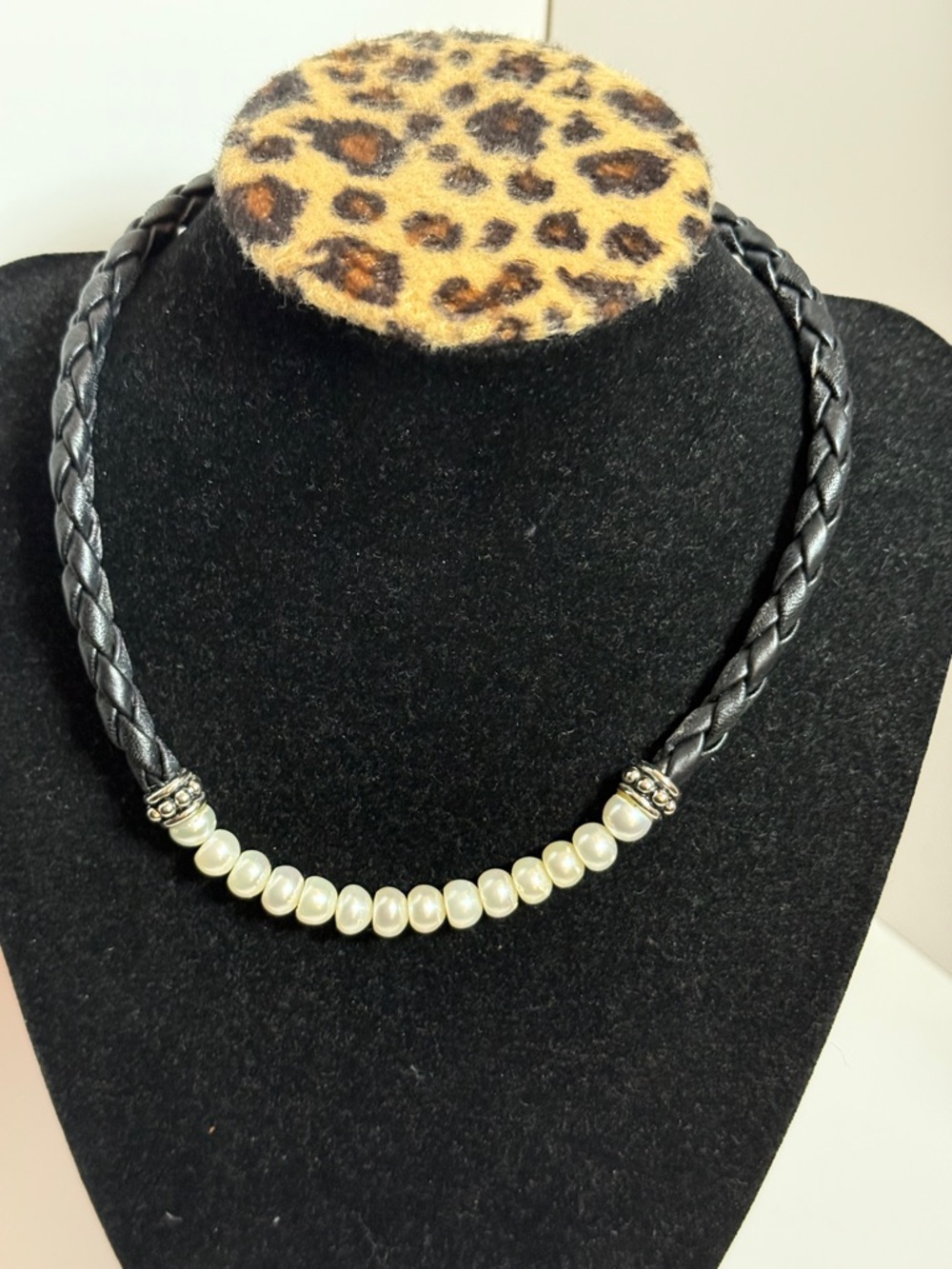 925 Braided Black Leather Necklace with Pearls